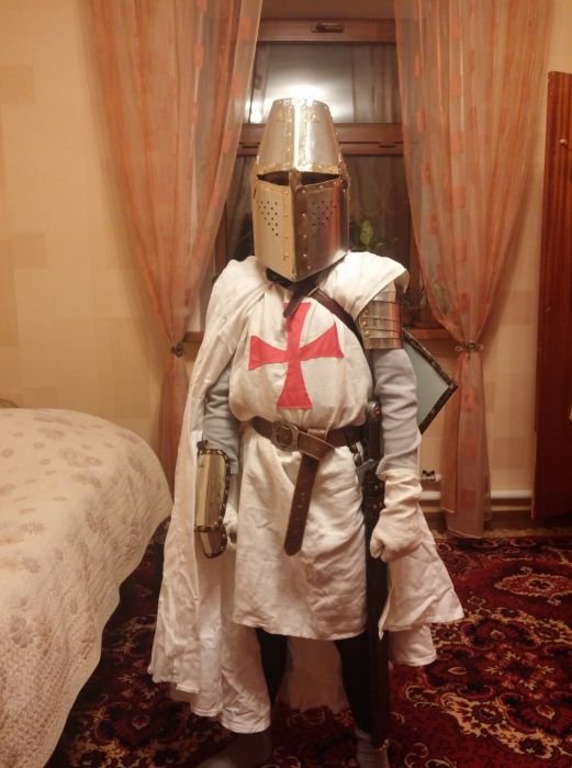 Карнавальный костюм Рыцарь Крестоносец